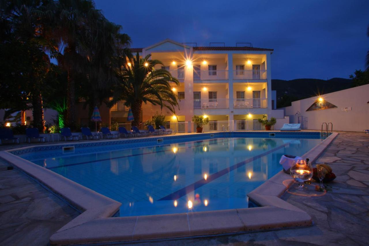 Dolphin Hotel Skopelos Exterior foto